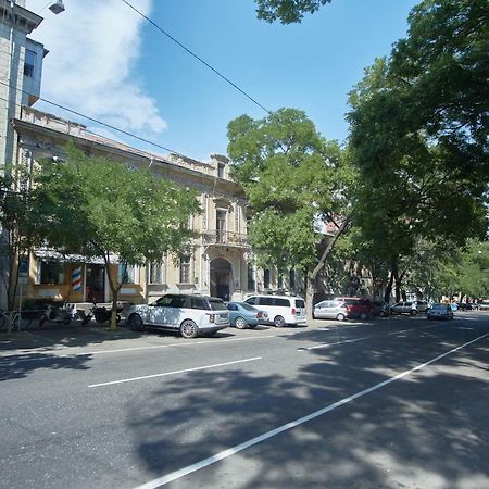 Luxury Apartment In The Heart Одеса Екстериор снимка