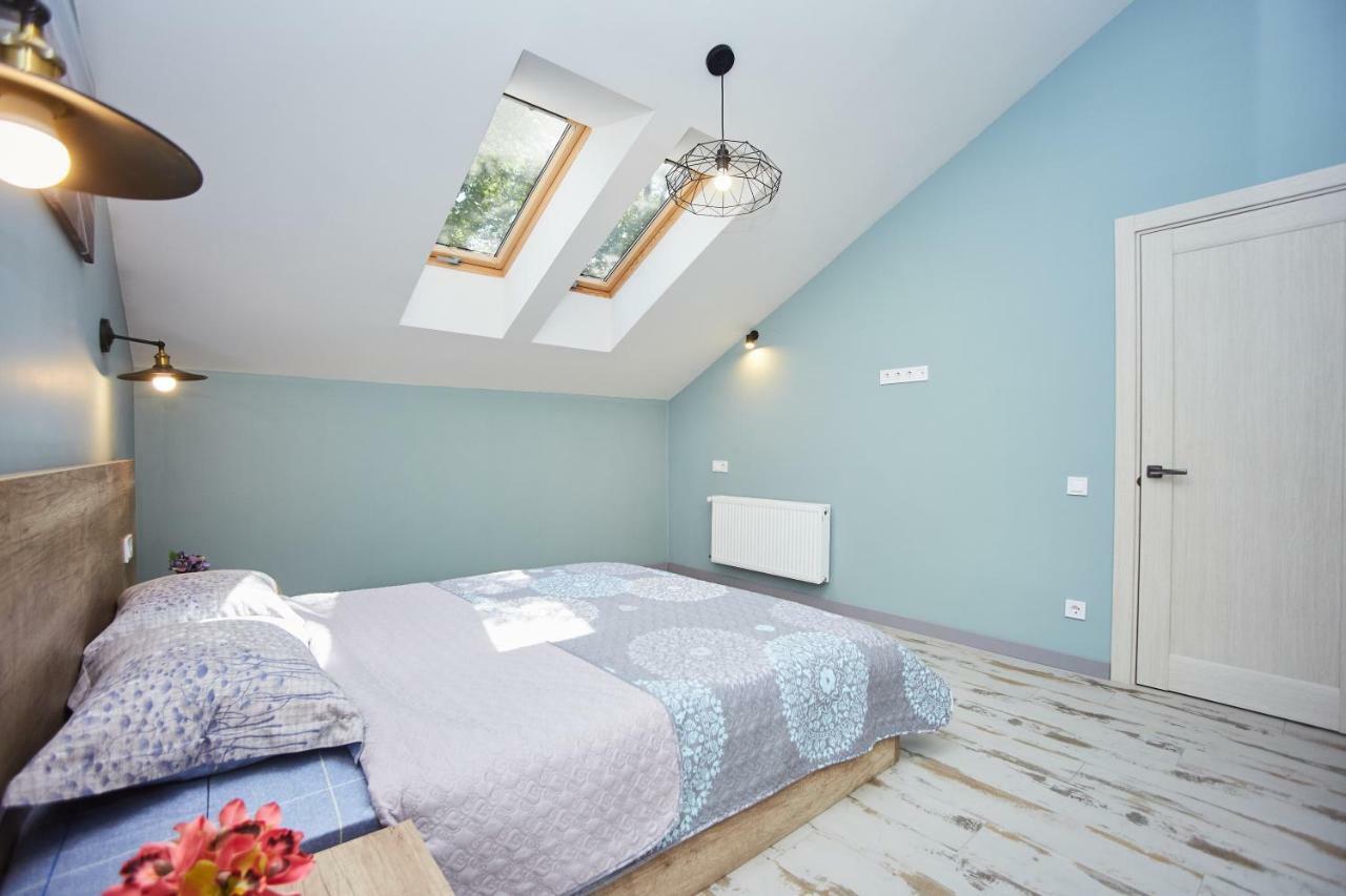 Luxury Apartment In The Heart Одеса Екстериор снимка
